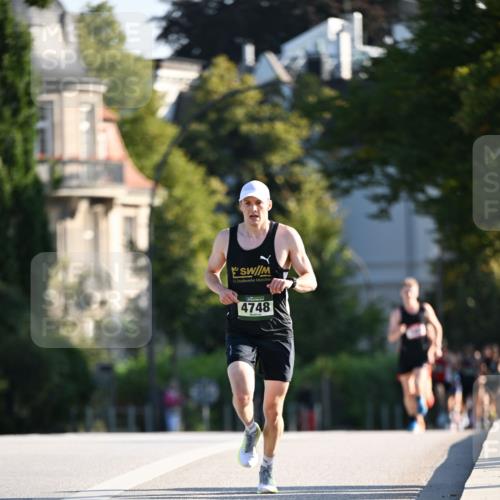 01.09.2024 - BARMER Alsterlauf Dr. Thomas Lammeyer http://msf.ph/oto/6887193 01.09.2024 09:18:56 Laufen 4748 meine-sportfotos.de