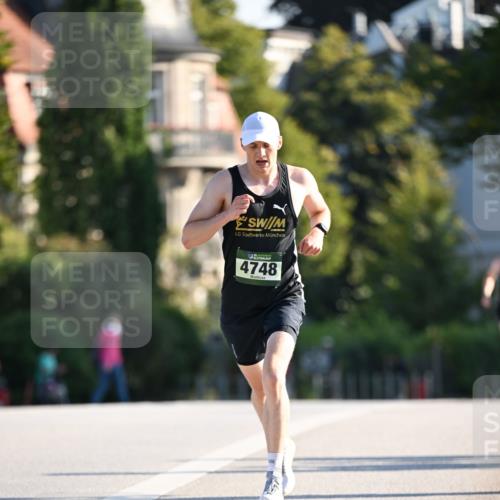 01.09.2024 - BARMER Alsterlauf Dr. Thomas Lammeyer http://msf.ph/oto/6887201 01.09.2024 09:18:57 Laufen 4748 meine-sportfotos.de