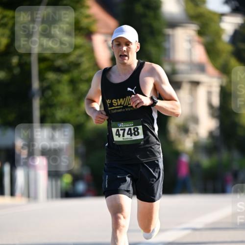 01.09.2024 - BARMER Alsterlauf Dr. Thomas Lammeyer http://msf.ph/oto/6887209 01.09.2024 09:18:58 Laufen 35, 4748 meine-sportfotos.de