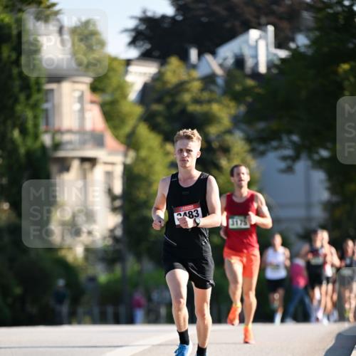 01.09.2024 - BARMER Alsterlauf Dr. Thomas Lammeyer http://msf.ph/oto/6887212 01.09.2024 09:19:01 Laufen 483, 3175 meine-sportfotos.de