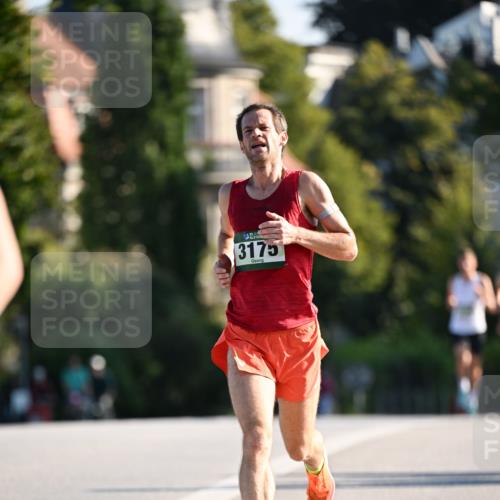 01.09.2024 - BARMER Alsterlauf Dr. Thomas Lammeyer http://msf.ph/oto/6887229 01.09.2024 09:19:04 Laufen 3175 meine-sportfotos.de