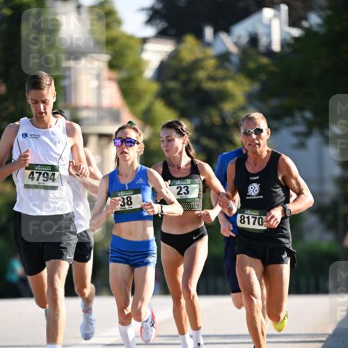 01.09.2024 - BARMER Alsterlauf Dr. Thomas Lammeyer http://msf.ph/oto/6887252 01.09.2024 09:19:10 Laufen 4794, 38, 23, 8170 meine-sportfotos.de