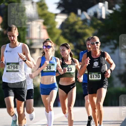 01.09.2024 - BARMER Alsterlauf Dr. Thomas Lammeyer http://msf.ph/oto/6887253 01.09.2024 09:19:11 Laufen 4794, 38, 23, 8170 meine-sportfotos.de