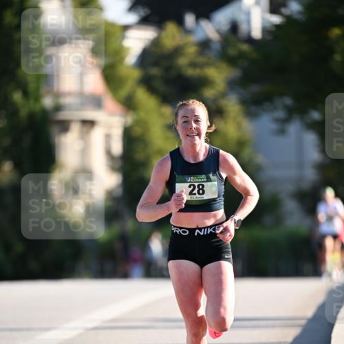 01.09.2024 - BARMER Alsterlauf Dr. Thomas Lammeyer http://msf.ph/oto/6887278 01.09.2024 09:19:20 Laufen 135, 28, 25 meine-sportfotos.de