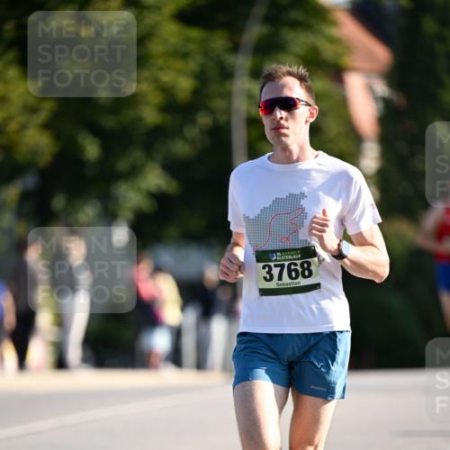 01.09.2024 - BARMER Alsterlauf Dr. Thomas Lammeyer http://msf.ph/oto/6887605 01.09.2024 09:20:57 Laufen 35, 3768 meine-sportfotos.de