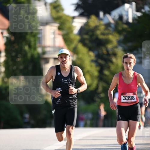 01.09.2024 - BARMER Alsterlauf Dr. Thomas Lammeyer http://msf.ph/oto/6887737 01.09.2024 09:21:30 Laufen 35, 3398 meine-sportfotos.de