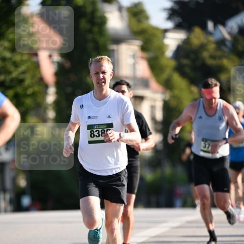 01.09.2024 - BARMER Alsterlauf Dr. Thomas Lammeyer http://msf.ph/oto/6887778 01.09.2024 09:21:39 Laufen 35, 8382, 37 meine-sportfotos.de