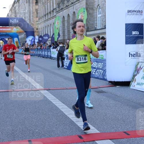 01.09.2024 - BARMER Alsterlauf Strokosch-Dieckow http://msf.ph/oto/6888242 01.09.2024 09:49:42 Ziel 2281, 3447, 3892, 4126, 4153, 4224, 4259, 4316, 4832, 8031, 8107, 8294, 8316 meine-sportfotos.de