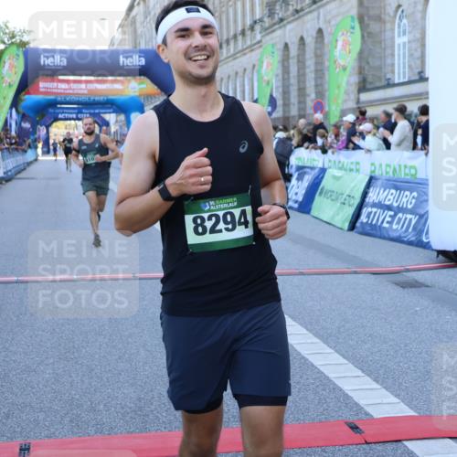 01.09.2024 - BARMER Alsterlauf Strokosch-Dieckow http://msf.ph/oto/6888259 01.09.2024 09:49:46 Ziel 2281, 2466, 2564, 3447, 3892, 4153, 4224, 4316, 4832, 8031, 8107, 8294 meine-sportfotos.de