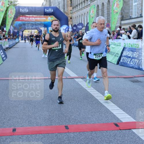 01.09.2024 - BARMER Alsterlauf Strokosch-Dieckow http://msf.ph/oto/6888262 01.09.2024 09:49:48 Ziel 2281, 2466, 2564, 3447, 3892, 4153, 4316, 4355, 4832, 8031, 8107 meine-sportfotos.de