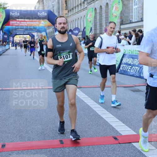 01.09.2024 - BARMER Alsterlauf Strokosch-Dieckow http://msf.ph/oto/6888267 01.09.2024 09:49:49 Ziel 2216, 2281, 2466, 2564, 3447, 3892, 4153, 4316, 4355, 4832, 8031, 8107 meine-sportfotos.de