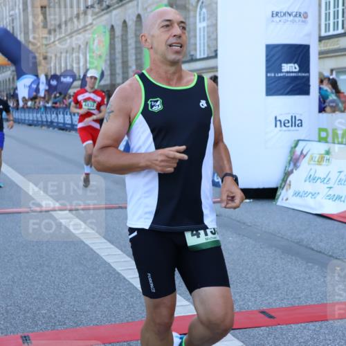 01.09.2024 - BARMER Alsterlauf Strokosch-Dieckow http://msf.ph/oto/6888277 01.09.2024 09:49:52 Ziel 2216, 2466, 2564, 2814, 2904, 3892, 4153, 4233, 4316, 4355, 4761, 4832, 5189, 8031 meine-sportfotos.de