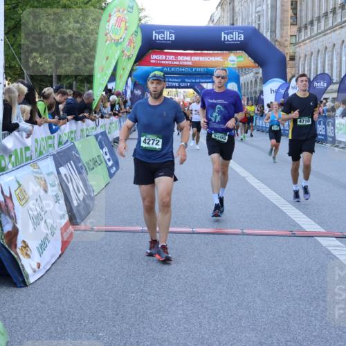 01.09.2024 - BARMER Alsterlauf Strokosch-Dieckow http://msf.ph/oto/6888303 01.09.2024 09:50:07 Ziel 2364, 2578, 2602, 2991, 3031, 3647, 4059, 4272, 4371, 4380, 4589, 4710, 5012, 5070, 5133, 5291, 5305, 8207 meine-sportfotos.de