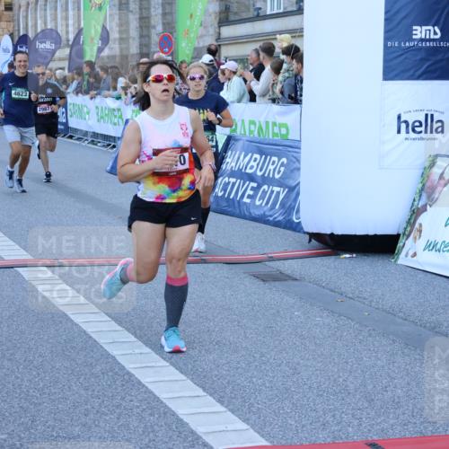 01.09.2024 - BARMER Alsterlauf Strokosch-Dieckow http://msf.ph/oto/6888379 01.09.2024 09:50:29 Ziel 2411, 2987, 3813, 4002, 4035, 4067, 4289, 4623, 4784, 4882, 4910, 5140, 5164, 5295 meine-sportfotos.de