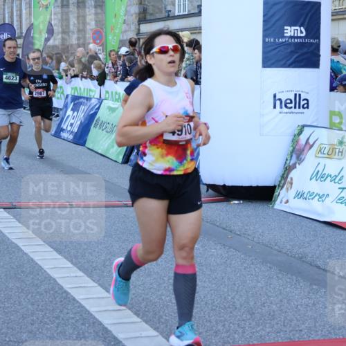 01.09.2024 - BARMER Alsterlauf Strokosch-Dieckow http://msf.ph/oto/6888384 01.09.2024 09:50:30 Ziel 2411, 2987, 3280, 3813, 4002, 4035, 4067, 4289, 4623, 4784, 4910, 5140, 5164, 5295 meine-sportfotos.de