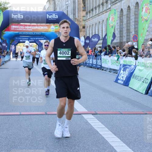 01.09.2024 - BARMER Alsterlauf Strokosch-Dieckow http://msf.ph/oto/6888390 01.09.2024 09:50:37 Ziel 2411, 2480, 2538, 2957, 3280, 3813, 3890, 4002, 4228, 4289, 4306, 4662, 5250, 5295, 8115 meine-sportfotos.de