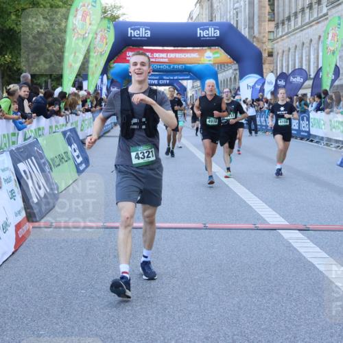 01.09.2024 - BARMER Alsterlauf Strokosch-Dieckow http://msf.ph/oto/6888426 01.09.2024 09:50:51 Ziel 2189, 2916, 3148, 3417, 3525, 4095, 4108, 4115, 4183, 4321, 4467, 4601, 4916, 5010, 5181, 5223, 5260, 8295 meine-sportfotos.de