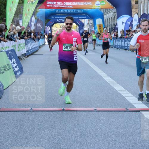 01.09.2024 - BARMER Alsterlauf Strokosch-Dieckow http://msf.ph/oto/6888439 01.09.2024 09:50:58 Ziel 2916, 3391, 3525, 3663, 4115, 4601, 5010, 5181, 5223, 5256, 5260, 5289, 8295 meine-sportfotos.de