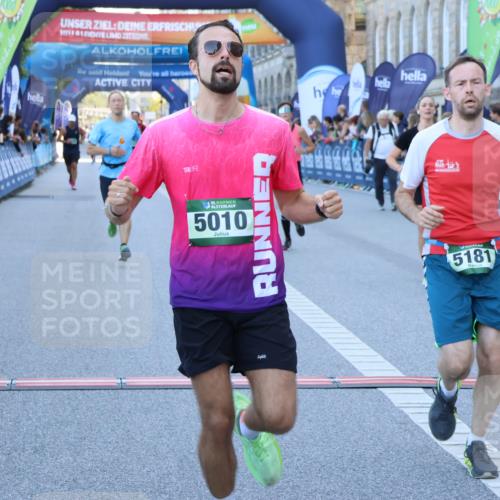 01.09.2024 - BARMER Alsterlauf Strokosch-Dieckow http://msf.ph/oto/6888446 01.09.2024 09:50:59 Ziel 2450, 2916, 2994, 3391, 3663, 4115, 5010, 5181, 5223, 5256, 5289, 8295 meine-sportfotos.de