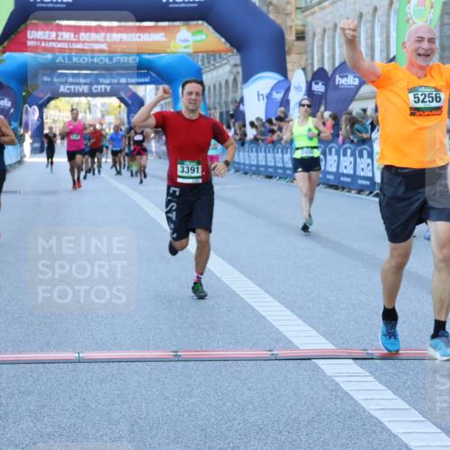 01.09.2024 - BARMER Alsterlauf Strokosch-Dieckow http://msf.ph/oto/6888461 01.09.2024 09:51:06 Ziel 2450, 2994, 3391, 3663, 4100, 5129, 5134, 5256, 5272 meine-sportfotos.de