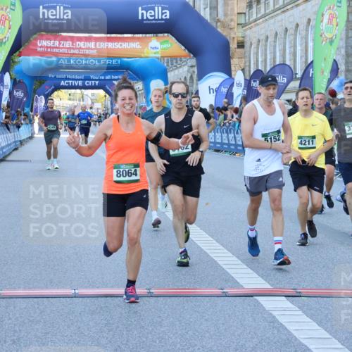 01.09.2024 - BARMER Alsterlauf Strokosch-Dieckow http://msf.ph/oto/6888502 01.09.2024 09:51:26 Ziel 1241, 2595, 2706, 3106, 3260, 3471, 3730, 4211, 4349, 4460, 4523, 4542, 4640, 5102, 5152, 8064, 8255 meine-sportfotos.de