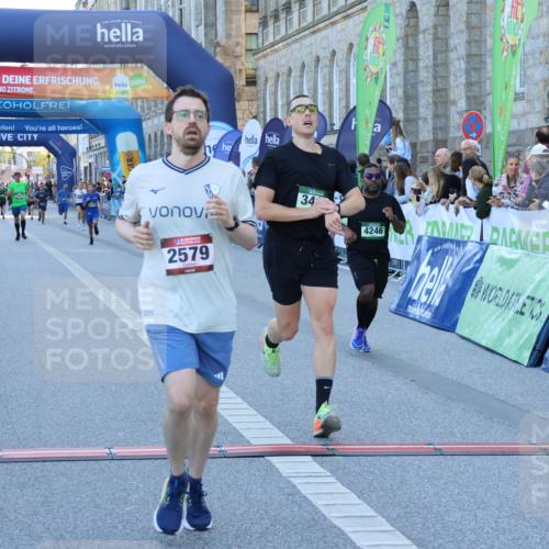 01.09.2024 - BARMER Alsterlauf Strokosch-Dieckow http://msf.ph/oto/6888546 01.09.2024 09:51:44 Ziel 2306, 2579, 2717, 3392, 3412, 4246, 4872, 5087, 5139 meine-sportfotos.de