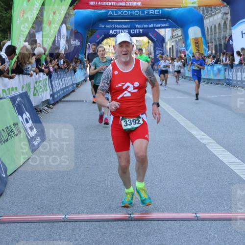 01.09.2024 - BARMER Alsterlauf Strokosch-Dieckow http://msf.ph/oto/6888550 01.09.2024 09:51:47 Ziel 2306, 2717, 3392, 3412, 4246, 4375, 4872, 4958, 5087, 5139 meine-sportfotos.de