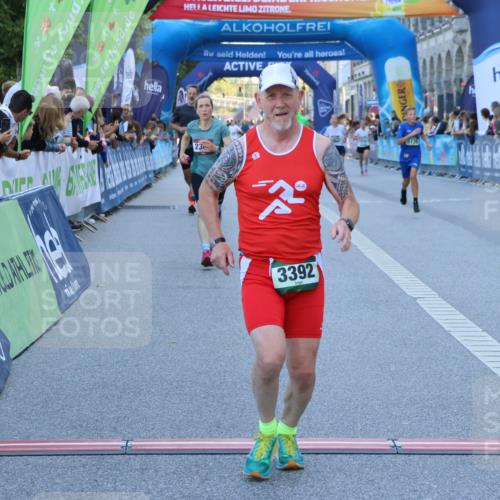 01.09.2024 - BARMER Alsterlauf Strokosch-Dieckow http://msf.ph/oto/6888553 01.09.2024 09:51:47 Ziel 2306, 2717, 3392, 3412, 4246, 4375, 4872, 4958, 5087, 5139 meine-sportfotos.de