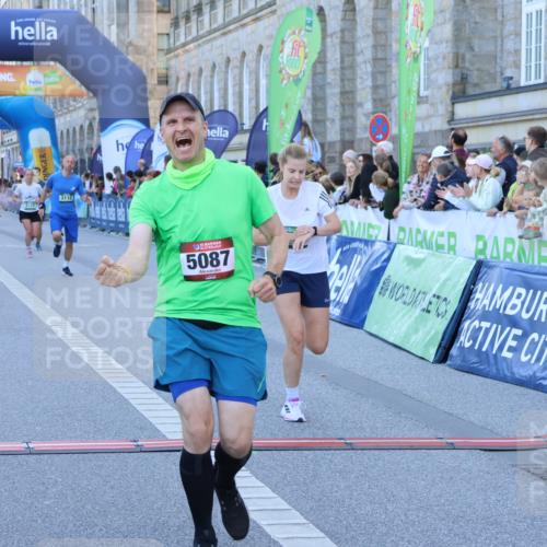 01.09.2024 - BARMER Alsterlauf Strokosch-Dieckow http://msf.ph/oto/6888575 01.09.2024 09:51:55 Ziel 2717, 3112, 3133, 3605, 3942, 4375, 4958, 5087, 5139, 5277 meine-sportfotos.de