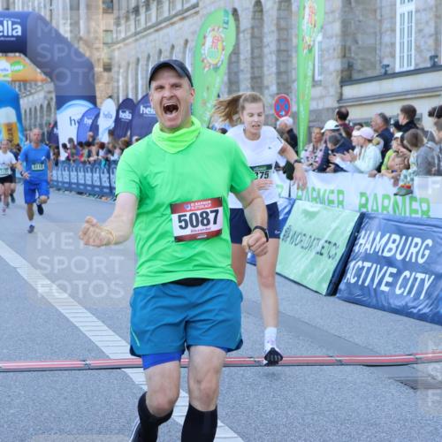 01.09.2024 - BARMER Alsterlauf Strokosch-Dieckow http://msf.ph/oto/6888577 01.09.2024 09:51:55 Ziel 2717, 3112, 3133, 3605, 3942, 4375, 4958, 5087, 5139, 5277 meine-sportfotos.de