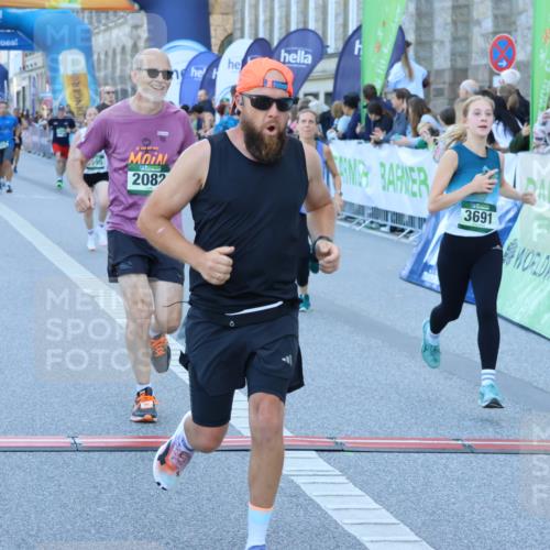 01.09.2024 - BARMER Alsterlauf Strokosch-Dieckow http://msf.ph/oto/6888638 01.09.2024 09:52:21 Ziel 2082, 2429, 3037, 3130, 3306, 3496, 3595, 3690, 3691, 3720, 4179, 4369, 4758, 4773, 4942, 5086 meine-sportfotos.de