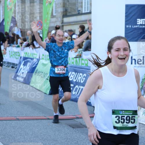 01.09.2024 - BARMER Alsterlauf Strokosch-Dieckow http://msf.ph/oto/6888649 01.09.2024 09:52:26 Ziel 2188, 2429, 3037, 3235, 3306, 3595, 3720, 4179, 4369, 4758, 4773, 4864, 5086 meine-sportfotos.de