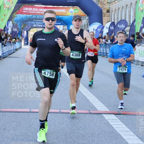 01.09.2024 - BARMER Alsterlauf Strokosch-Dieckow http://msf.ph/oto/6888658 01.09.2024 09:52:28 Ziel 2188, 2429, 3037, 3235, 3306, 3720, 4179, 4369, 4758, 4773, 4864, 4933, 5086, 5236, 8269 meine-sportfotos.de