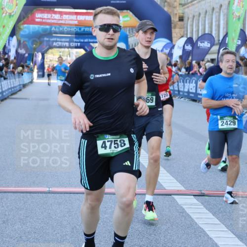 01.09.2024 - BARMER Alsterlauf Strokosch-Dieckow http://msf.ph/oto/6888660 01.09.2024 09:52:28 Ziel 2188, 2429, 3037, 3235, 3306, 3720, 4179, 4369, 4758, 4773, 4864, 4933, 5086, 5236, 8269 meine-sportfotos.de