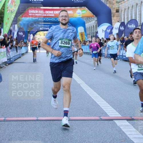 01.09.2024 - BARMER Alsterlauf Strokosch-Dieckow http://msf.ph/oto/6888691 01.09.2024 09:52:38 Ziel 2036, 2453, 3235, 3377, 3716, 3858, 4077, 4200, 4203, 4658, 4933, 5236, 8095, 8098, 8269 meine-sportfotos.de