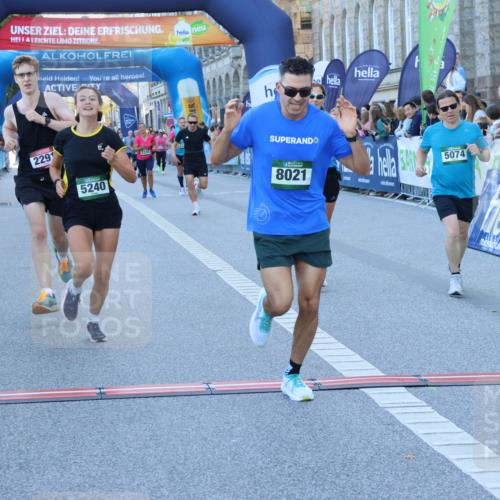 01.09.2024 - BARMER Alsterlauf Strokosch-Dieckow http://msf.ph/oto/6888725 01.09.2024 09:52:52 Ziel 2291, 2295, 2310, 2353, 2712, 2862, 2931, 3325, 3526, 4330, 5074, 5240, 8021, 8161 meine-sportfotos.de