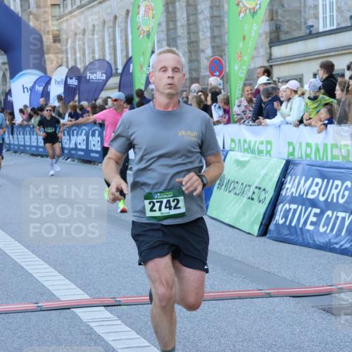 01.09.2024 - BARMER Alsterlauf Strokosch-Dieckow http://msf.ph/oto/6888755 01.09.2024 09:53:05 Ziel 2338, 2742, 2953, 3355, 3476, 3570, 3735, 4258, 4562, 4629, 5051, 5068, 8258, 8279 meine-sportfotos.de