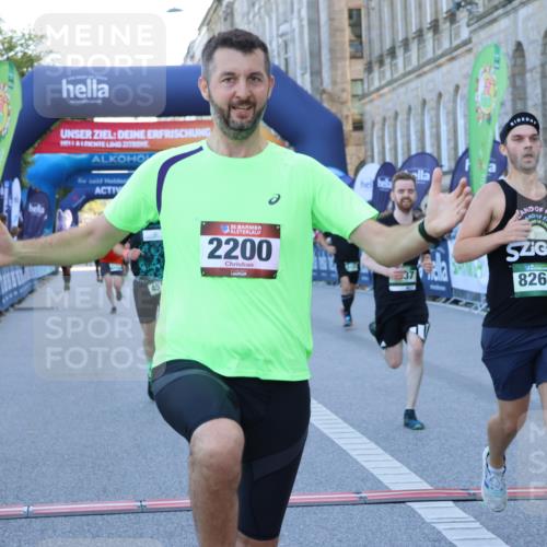 01.09.2024 - BARMER Alsterlauf Strokosch-Dieckow http://msf.ph/oto/6888788 01.09.2024 09:53:17 Ziel 2084, 2200, 2436, 2437, 2968, 3656, 3791, 3798, 4097, 4512, 4562, 4637, 4891, 5051, 8108, 8151, 8268 meine-sportfotos.de