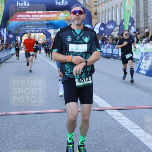 01.09.2024 - BARMER Alsterlauf Strokosch-Dieckow http://msf.ph/oto/6888794 01.09.2024 09:53:20 Ziel 2084, 2484, 2836, 2968, 3216, 3369, 3370, 3379, 3656, 3791, 3798, 4097, 4129, 4512, 4637, 4686, 4789, 4891, 8108, 8151, 8268 meine-sportfotos.de