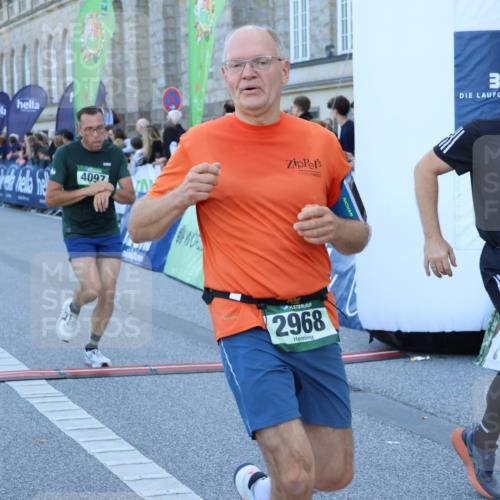 01.09.2024 - BARMER Alsterlauf Strokosch-Dieckow http://msf.ph/oto/6888801 01.09.2024 09:53:22 Ziel 2084, 2484, 2836, 2968, 3216, 3369, 3370, 3379, 3656, 3791, 3798, 4097, 4129, 4686, 4789, 4891, 4995, 8108, 8122, 8151 meine-sportfotos.de
