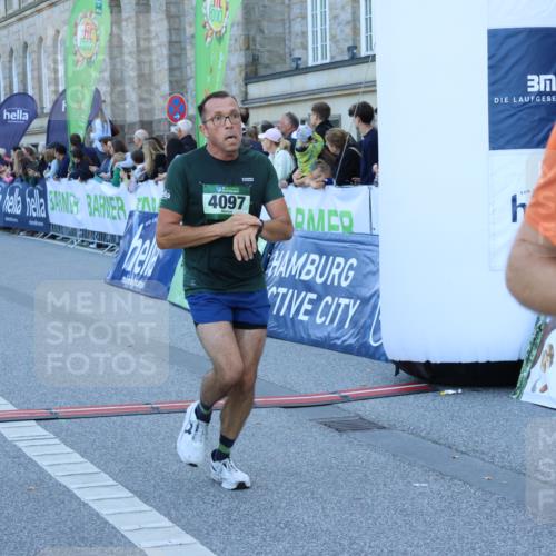 01.09.2024 - BARMER Alsterlauf Strokosch-Dieckow http://msf.ph/oto/6888803 01.09.2024 09:53:23 Ziel 2084, 2484, 2836, 2968, 3216, 3369, 3370, 3379, 3656, 3791, 3798, 3838, 4097, 4124, 4129, 4436, 4686, 4789, 4891, 4995, 8108, 8122, 8151 meine-sportfotos.de