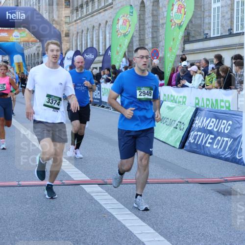 01.09.2024 - BARMER Alsterlauf Strokosch-Dieckow http://msf.ph/oto/6888844 01.09.2024 09:53:40 Ziel 2042, 2190, 2860, 2949, 3374, 3741, 3808, 3809, 3895, 4194, 4383, 4457, 4724, 4803, 4818, 4824, 4846, 5026, 8100, 8312, 8335 meine-sportfotos.de