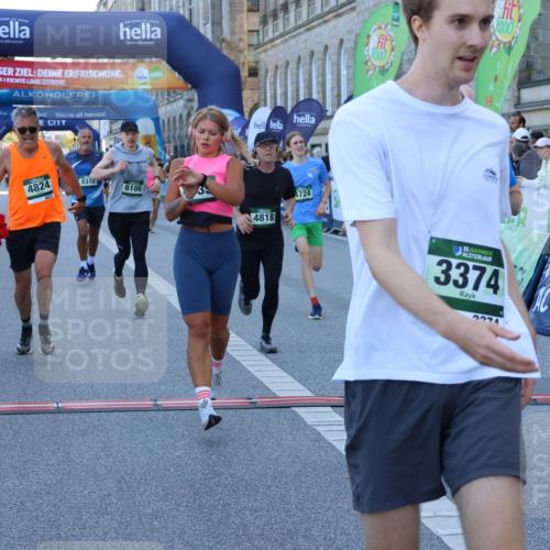 01.09.2024 - BARMER Alsterlauf Strokosch-Dieckow http://msf.ph/oto/6888850 01.09.2024 09:53:41 Ziel 2042, 2190, 2860, 2949, 3374, 3741, 3808, 4194, 4383, 4457, 4724, 4803, 4818, 4824, 4846, 5026, 8100, 8312, 8335 meine-sportfotos.de