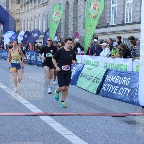 01.09.2024 - BARMER Alsterlauf Strokosch-Dieckow http://msf.ph/oto/6888862 01.09.2024 09:53:48 Ziel 2042, 2190, 2215, 2399, 3014, 3020, 3136, 3741, 3808, 4194, 4383, 4457, 4661, 4924, 5026, 5155, 5157, 5202, 8013 meine-sportfotos.de
