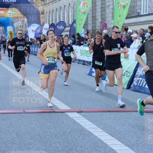01.09.2024 - BARMER Alsterlauf Strokosch-Dieckow http://msf.ph/oto/6888867 01.09.2024 09:53:49 Ziel 2042, 2190, 2215, 2399, 3014, 3020, 3136, 3741, 3808, 4194, 4383, 4457, 4533, 4661, 4924, 5026, 5155, 5157, 5202, 8013 meine-sportfotos.de