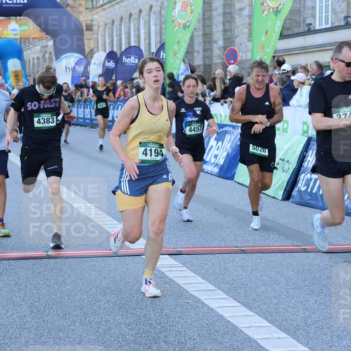 01.09.2024 - BARMER Alsterlauf Strokosch-Dieckow http://msf.ph/oto/6888871 01.09.2024 09:53:50 Ziel 2042, 2215, 2399, 3014, 3020, 3136, 3741, 3808, 4154, 4194, 4383, 4457, 4533, 4594, 4661, 4924, 5026, 5155, 5157, 5202, 8013 meine-sportfotos.de