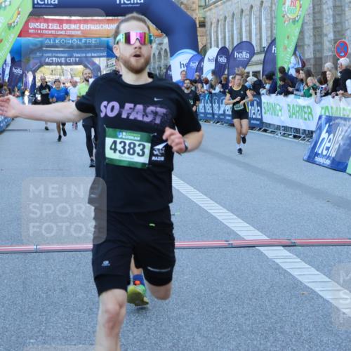 01.09.2024 - BARMER Alsterlauf Strokosch-Dieckow http://msf.ph/oto/6888874 01.09.2024 09:53:51 Ziel 2042, 2215, 2399, 3014, 3020, 3136, 3333, 3741, 3808, 4041, 4154, 4194, 4383, 4457, 4533, 4594, 4661, 4924, 5026, 5155, 5157, 5202, 8013 meine-sportfotos.de