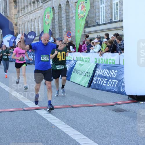 01.09.2024 - BARMER Alsterlauf Strokosch-Dieckow http://msf.ph/oto/6888897 01.09.2024 09:53:59 Ziel 2156, 2399, 2711, 2808, 3014, 3333, 3777, 3852, 4041, 4154, 4533, 4594, 4924, 5034, 5183, 8128, 8166, 8277 meine-sportfotos.de
