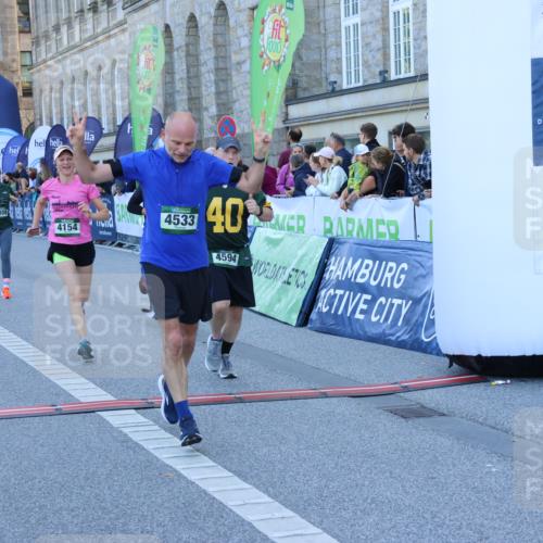 01.09.2024 - BARMER Alsterlauf Strokosch-Dieckow http://msf.ph/oto/6888899 01.09.2024 09:54:00 Ziel 2156, 2296, 2399, 2711, 2808, 3333, 3777, 3852, 4041, 4055, 4154, 4533, 4594, 5034, 5183, 8020, 8128, 8166, 8277 meine-sportfotos.de