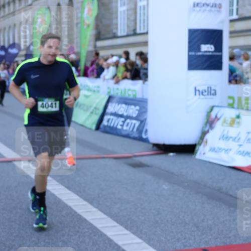 01.09.2024 - BARMER Alsterlauf Strokosch-Dieckow http://msf.ph/oto/6888902 01.09.2024 09:54:02 Ziel 2156, 2296, 2297, 2416, 2711, 2808, 3333, 3777, 3852, 4041, 4055, 4154, 4533, 4594, 5034, 5183, 8020, 8128, 8166, 8277 meine-sportfotos.de